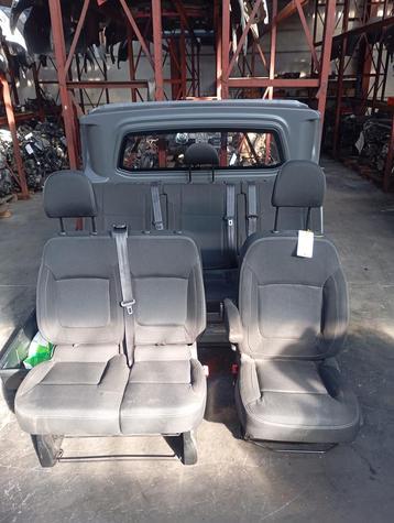 Interieur 6 places renault trafic double cabine année 2020 beschikbaar voor biedingen