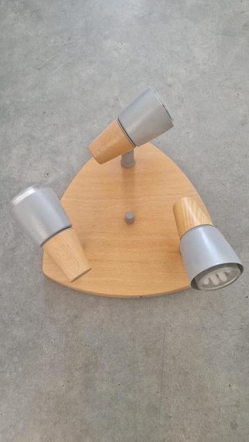 plafond lamp beschikbaar voor biedingen