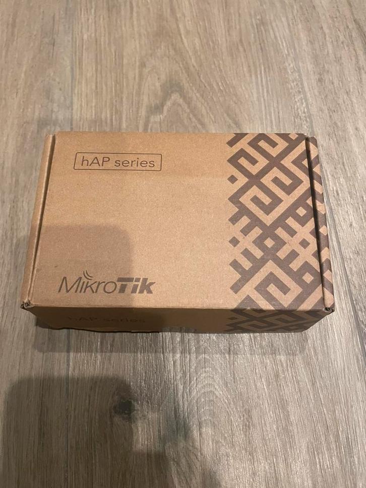 Mikrotik HAP ac lite wifi access point NIEUW, Computers en Software, Routers en Modems, Nieuw, Ophalen of Verzenden
