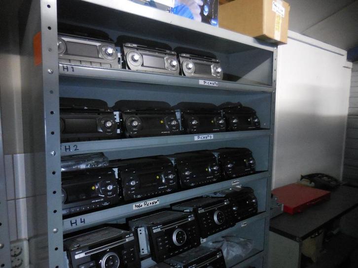 Radio's Kia  New Orgn. Suzuki Splash 2015,, Autos : Divers, Autoradios, Enlèvement ou Envoi