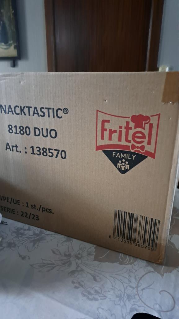 VEND AIRFRYER SNACK TASTIC Fritel 8180., Elektronische apparatuur, Airfryers, Nieuw, Airfryer XL, Ophalen