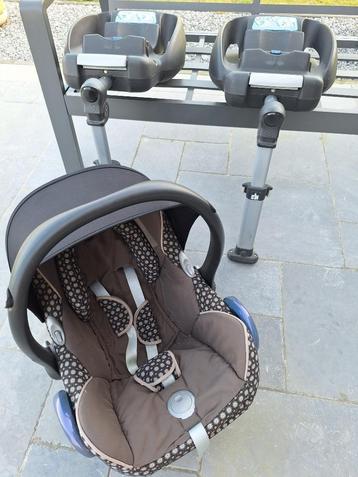 Maxi-cosi - Easybase (2x), Enfants & Bébés, Enlèvement, Utilisé, Maxi-Cosi