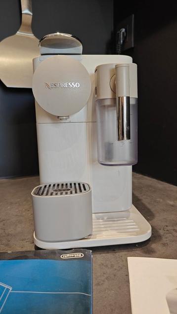Nespresso koffiezetapparaat  beschikbaar voor biedingen