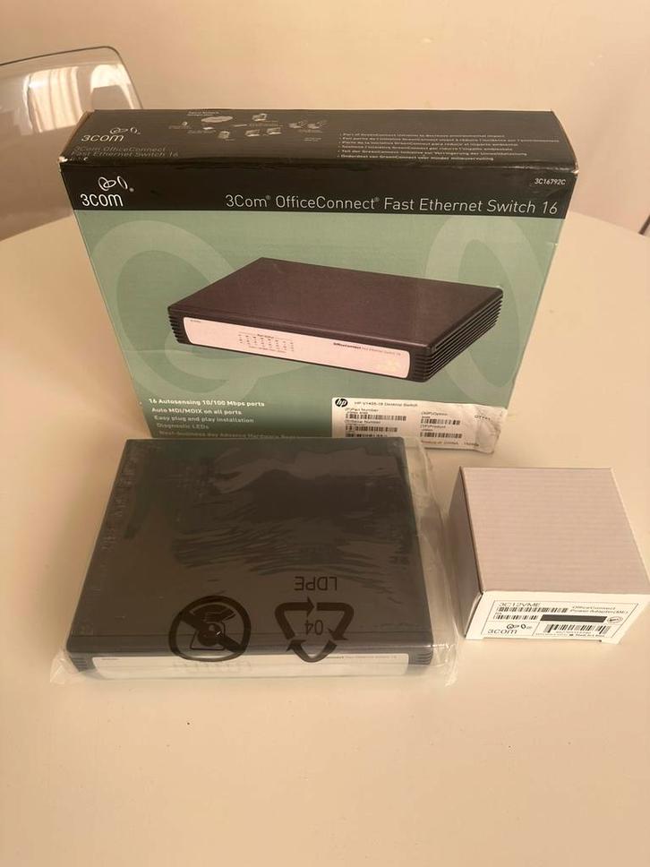 3COM Commutateur Ethernet rapide OfficeConnect 16switch NEUF, Informatique & Logiciels, Commutateurs réseau, Neuf, Enlèvement