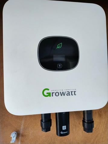 Growatt MIC3000TL X, Doe-het-zelf en Bouw, Zonnepanelen en Toebehoren, Ophalen of Verzenden, Zo goed als nieuw