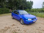 Golf 4 cabriolet prête à être immatriculé, Auto's, Voorwielaandrijving, 4 zetels, Zwart, 4 cilinders