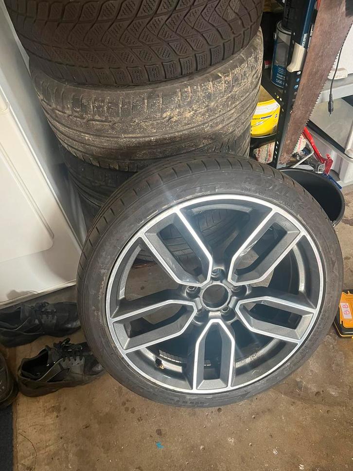 18 inch Audi-velgen met zomerbanden, Auto-onderdelen, Banden en Velgen, Band(en), Zomerbanden, 18 inch, Ophalen