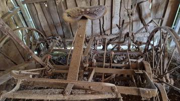 Ancien outil agricole, Enlèvement, Labour