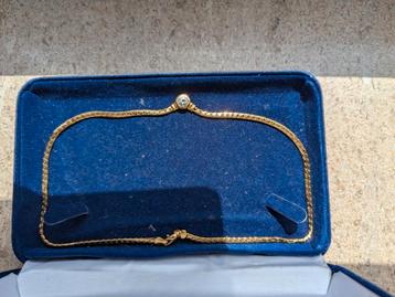 Ketting plaatgoud en zirkoon beschikbaar voor biedingen