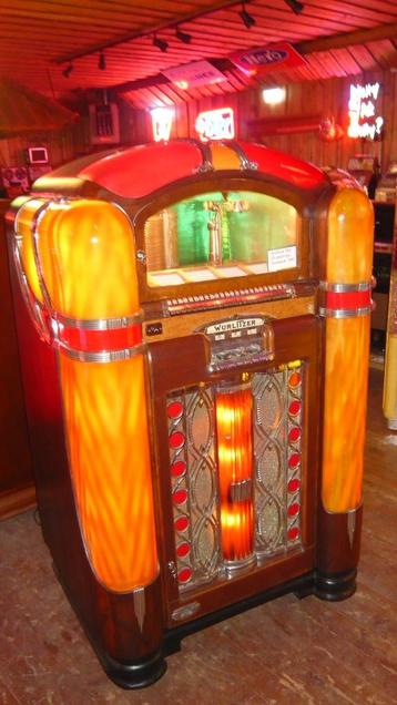 Haal een stukje muziekgeschiedenis in huis met een jukebox disponible aux enchères