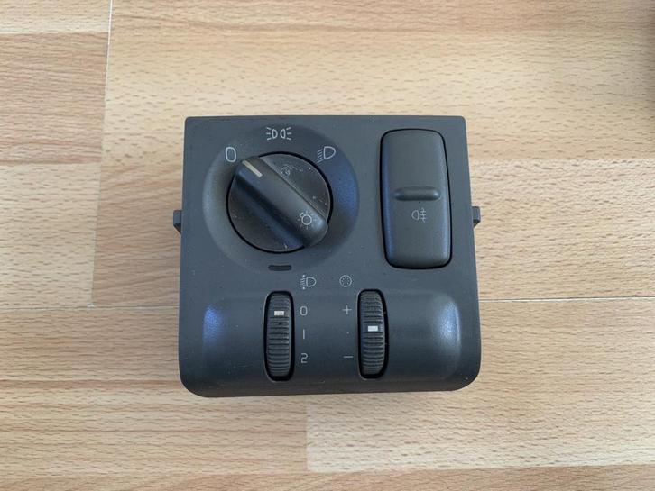 lichtschakelaar volvo S40 / V40 1995 tot 2000 30818137, Auto-onderdelen, Dashboard en Schakelaars, Volvo, Gebruikt, Ophalen of Verzenden
