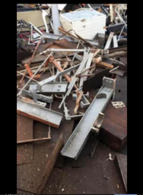 bonjour je suis ferrailleur gsm0485040129, Doe-het-zelf en Bouw, Elektriciteit en Kabels, Ophalen
