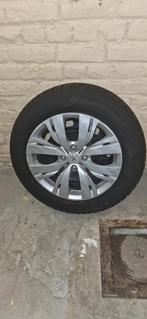 Pneus hiver neufs 15", Neuf, 15 pouces, Pneus hiver, Véhicule de tourisme