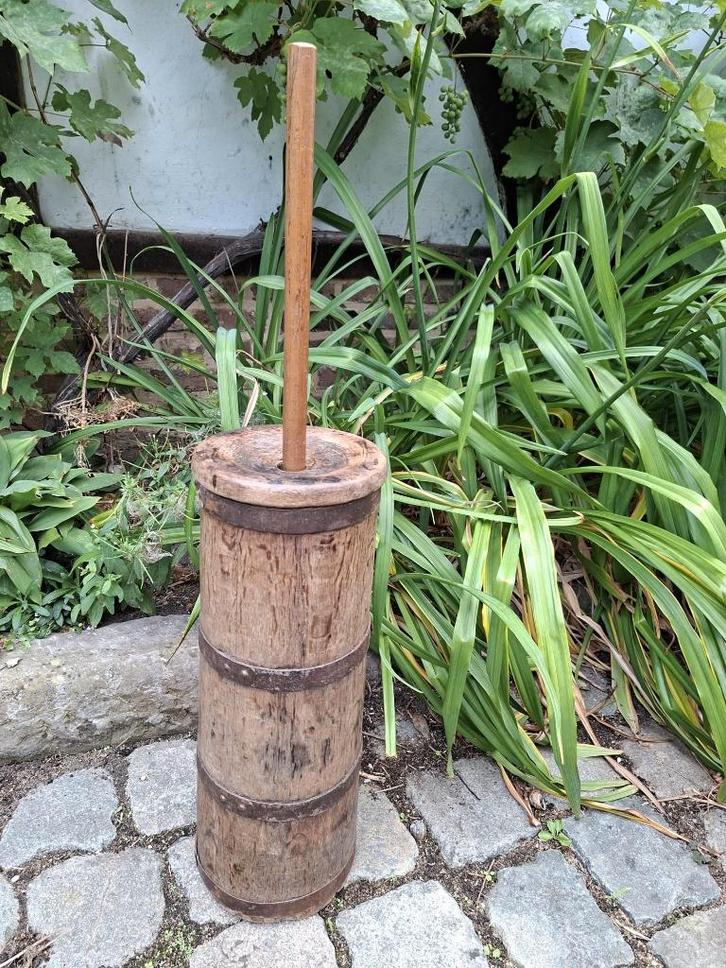 oude hoge houten boterstoter, begin 1900, Antiek en Kunst, Curiosa en Brocante, Ophalen of Verzenden