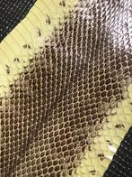 cuir véritable peau de serpent vert mousse x marron, Hobby & Loisirs créatifs, Tissus & Chiffons, Neuf, Enlèvement ou Envoi, Moins de 30 cm