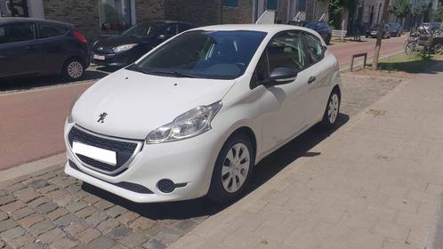 Peugeot 208, Auto's, Peugeot, Bedrijf, ABS, Airbags, Elektrische buitenspiegels, Elektrische ramen, Radio, USB, Verwarmde buitenspiegels