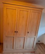 Kleerkast en commode eikkleurig, Ophalen, Gebruikt, Met hangruimte