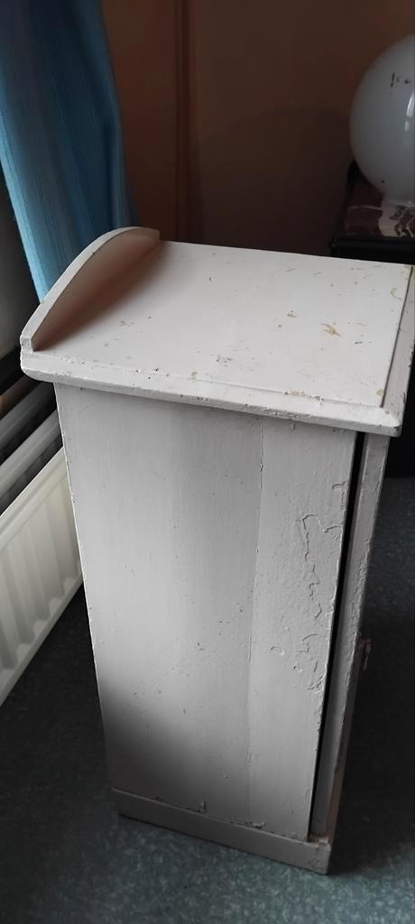 Table de nuit, Antiquités & Art, Antiquités | Meubles | Tables, Enlèvement