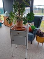 Vintage nachtkastje ziekenhuis, Ophalen