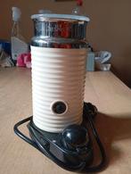 Nespresso melk opschuimer, Elektronische apparatuur, Melkopschuimers, Ophalen of Verzenden, Zo goed als nieuw, Elektrische melkopschuimer