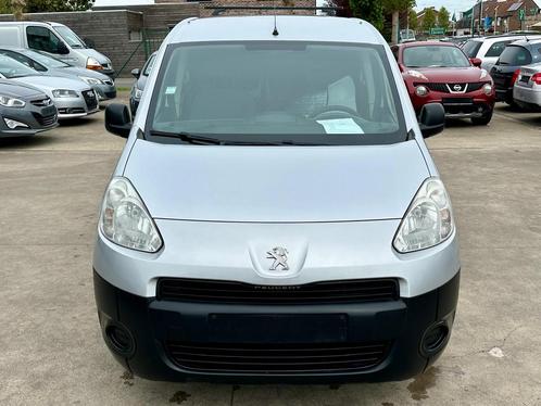 Peugeot partner 1.6L diesel 2013, Auto's, Peugeot, Bedrijf, Te koop, Partner, ABS, Airbags, Airconditioning, Bluetooth, Cruise Control