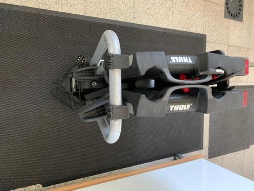 Thule fietsendrager plooibaar 2 fietsen electrich, Auto diversen, Fietsendragers, Zo goed als nieuw, Trekhaakdrager, 2 fietsen