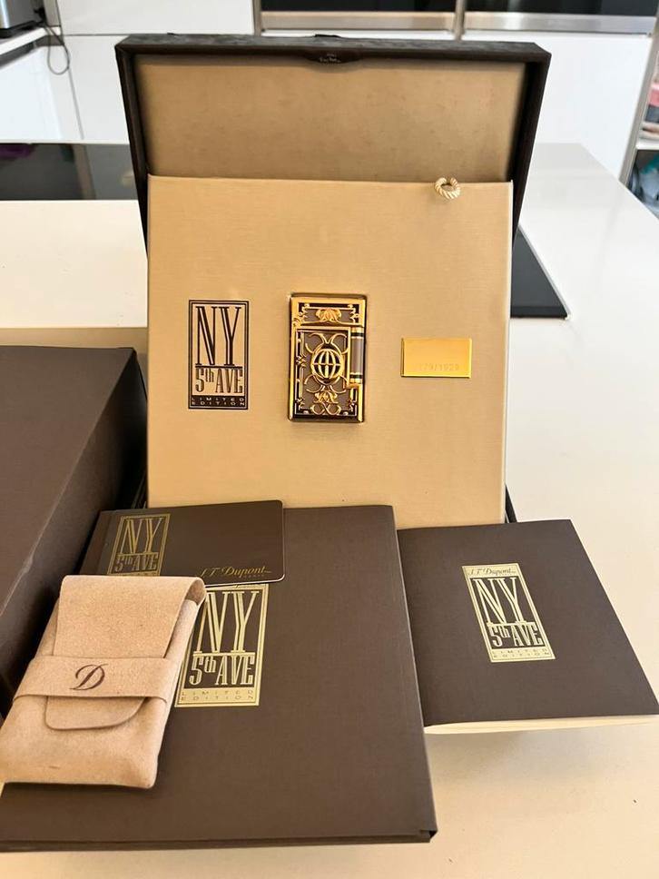 S.T. Dupont “New York 5th Avenue” – Édition Limitée, Games en Spelcomputers, Games | Nintendo DS, Zo goed als nieuw, Ophalen of Verzenden