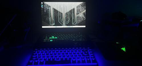 ASUS TUF RGB gaming laptop + toetsenbord, Computers en Software, Overige Computers en Software, Gebruikt, Ophalen
