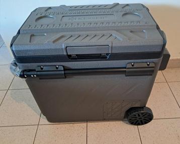 Compressor Koelbox / Vriezer 61 Liter 12V-220V beschikbaar voor biedingen