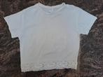 Taille 134 T-shirt blanc dentelle, Enfants & Bébés, Vêtements enfant | Taille 134, Comme neuf, Fille, Chemise ou À manches longues