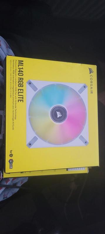 Corsair iCUE ML140 RGB ELITE [4 STUKS] beschikbaar voor biedingen