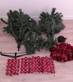 Kunstmatige Kerstboom (1m80) en versiering, Diversen, Ophalen, Zo goed als nieuw