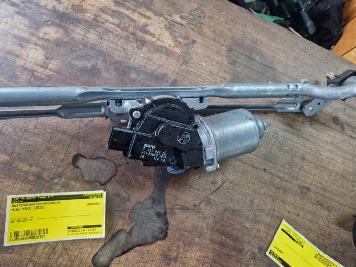 Moteur + mécanique essuie-glace d'un Mini Mini, Autos : Pièces & Accessoires, Vitres & Accessoires, Mini, Utilisé, 3 mois de garantie