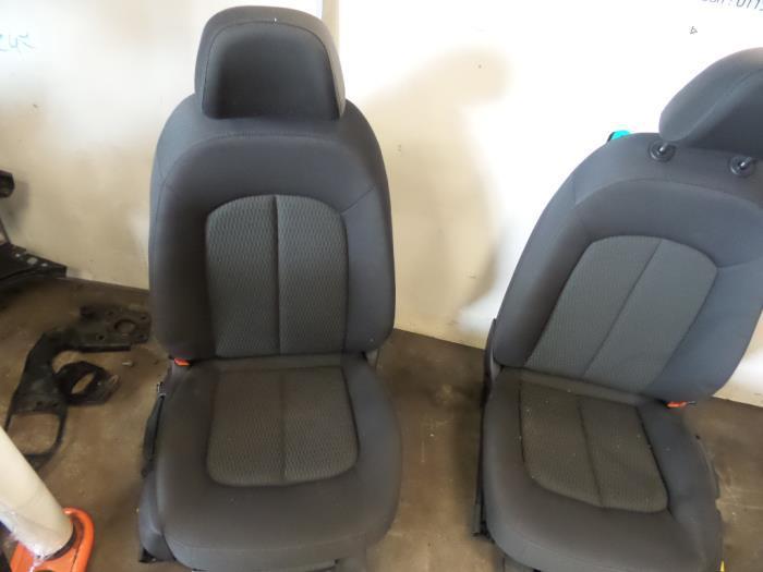 Siège droit d'un Audi A7 (A7 10-), Autos : Pièces & Accessoires, Habitacle & Garnissage, Utilisé, 3 mois de garantie, Enlèvement ou Envoi