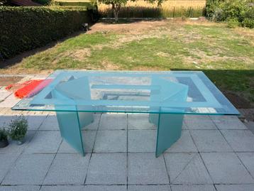 Glazen tafel 100 x 190 cm beschikbaar voor biedingen
