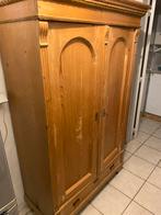 A donner Belle armoire en pin a renover., Tickets en Kaartjes