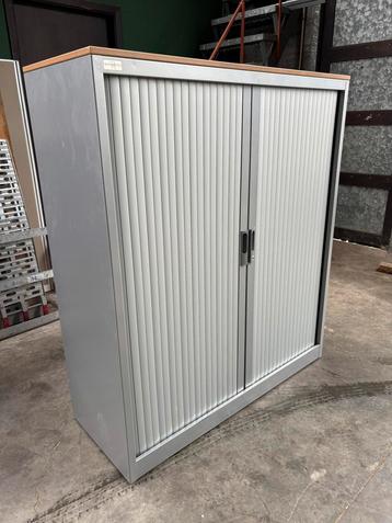 Robberechts Roldeurkasten 1.35 Hoogte / 1.20 breed 30+ Stock beschikbaar voor biedingen