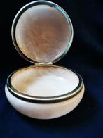 Pour le rangement de vos bijoux, Ophalen