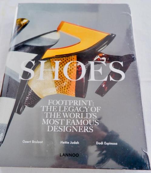 livre CHAUSSURES - l'héritage des designers les plus célèbre, Livres, Art & Culture | Photographie & Design, Neuf, Enlèvement