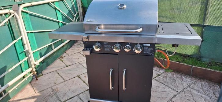 a vendre barbecue gaz, Tuin en Terras, Barbecue-accessoires, Gebruikt, Ophalen