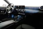 Mercedes-Benz A-CLASS A 200 (bj 2020), Auto's, Mercedes-Benz, Gebruikt, Parkeersensor, Leder en Stof, Wit