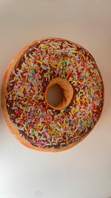 Donut kussen beschikbaar voor biedingen