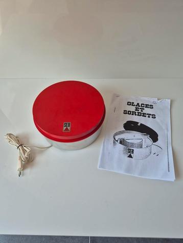  À VENDRE – Sorbetière vintage SEB + Notice d’origine  beschikbaar voor biedingen