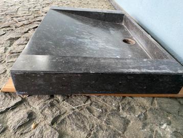 Lavabo blauwe steen beschikbaar voor biedingen