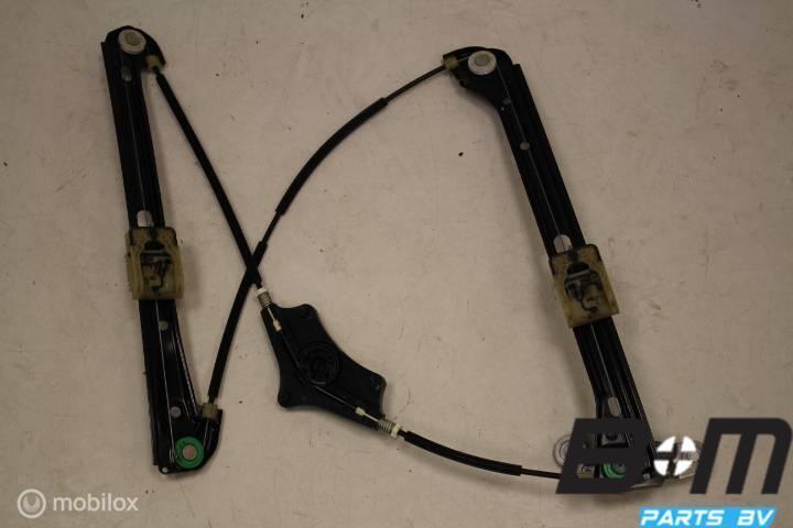 Raammechaniek RV (bijrijderskant) VW Golf 7 5G4837462E, Auto-onderdelen, Ruiten en Toebehoren, Gebruikt