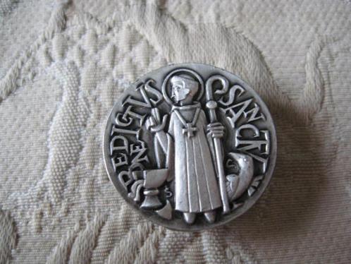 automedaillon St Benedictus, Antiek en Kunst, Antiek | Religieuze voorwerpen, Ophalen