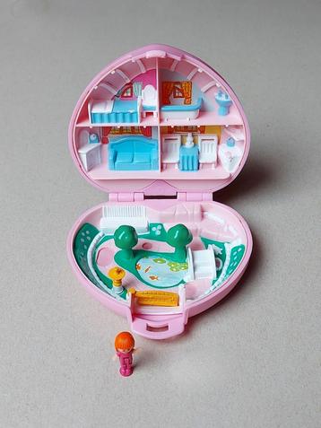 Huisje Polly Pocket  beschikbaar voor biedingen