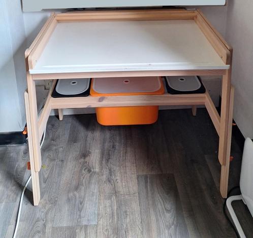 bureau ikea kind, Huis en Inrichting, Bureaus, Gebruikt, Bureau, In hoogte verstelbaar, Ophalen