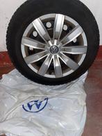 Volkswagen 17 inch lichtmetalen velgen met winterbanden, Auto-onderdelen, Banden en Velgen, Ophalen, 17 inch, Winterbanden, Band(en)