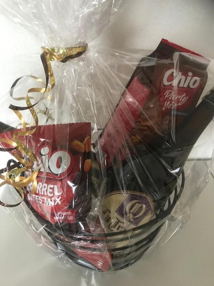 Te koop 2 grote flessen La Trappe trappisten bier., Verzamelen, Biermerken, Nieuw, Overige typen, La Trappe, Ophalen